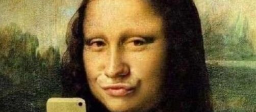 Un segno de tempi: Il selfie della Gioconda.