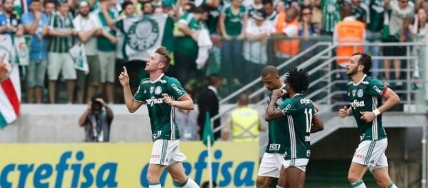 jogadores do palmeiras após gol do titulo brasileiro jogadores do palmeiras após gol do titulo brasileiro
