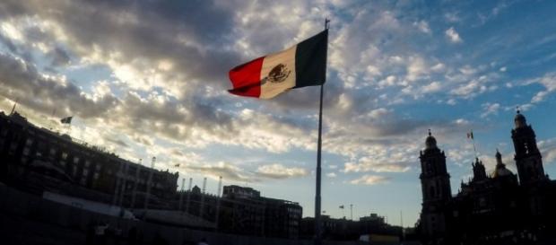Salinas niega haber abierto cuenta a nombre de Arroyo Salinas niega haber abierto cuenta a nombre de Arroyo