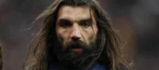 Sébastien Chabal, l'homme des cavernes - bfmtv.com Sébastien Chabal, l'homme des cavernes - bfmtv.com