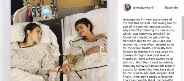 Selena Gómez junto a su mejor amiga, la donante del riñón. Selena Gómez junto a su mejor amiga, la donante del riñón.