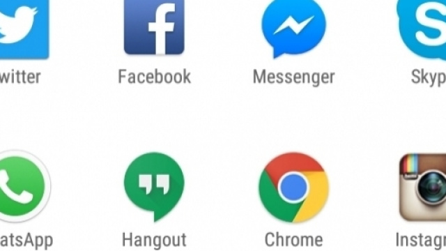 Il lavoro scarseggia e si trova l'occasione di una vita nei social