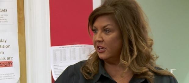 Abby Lee Miller confronted by moms in new "Dance Moms" episode. (YouTube/Lifetime) Abby Lee Miller confronted by moms in new "Dance Moms" episode. (YouTube/Lifetime)