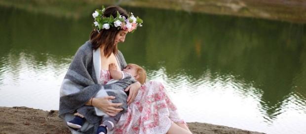 Amamentar é mais que um ato de amor, é um ato de persistência e coragem Amamentar é mais que um ato de amor, é um ato de persistência e coragem
