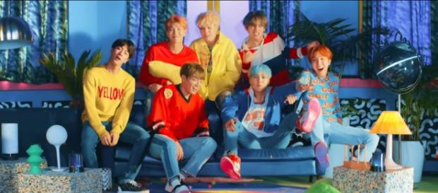 BTS MV "DNA"/ Youtube.com/ibighit BTS MV "DNA"/ Youtube.com/ibighit