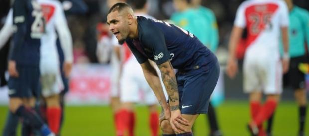 Dur nouvelle pour le #PSG avant la rencontre face à Lyon Dur nouvelle pour le #PSG avant la rencontre face à Lyon