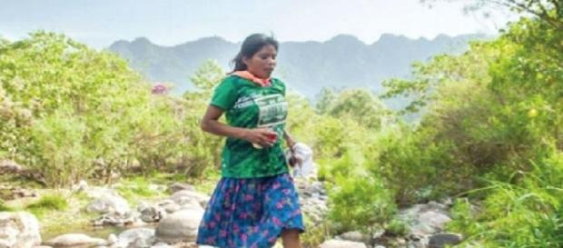 Lorena Ramirez, la maratoneta che vince in gonna e sandali Lorena Ramirez, la maratoneta che vince in gonna e sandali