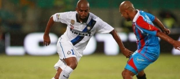 Maicon jogou seis anos na Inter de Milão. Maicon jogou seis anos na Inter de Milão.
