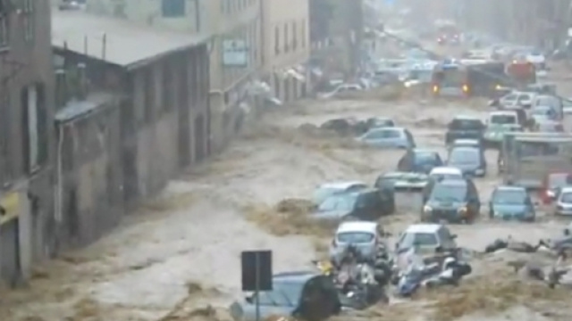 Alluvione Italia, inondazione di un intera citt&agrave;