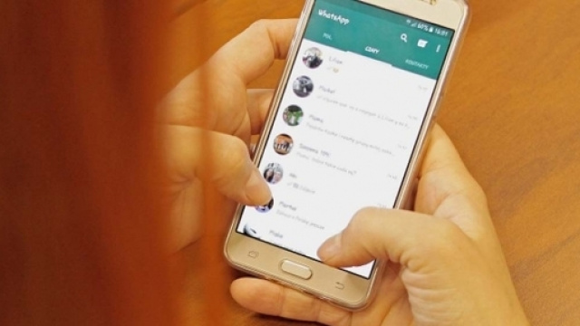 WhatsApp vi aiuterà presto ad eliminare 'il superfluo'