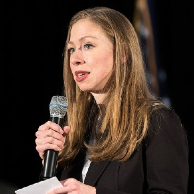 Chelsea Clinton ( Lorie Shaull wikimedia commons)