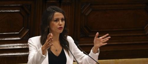Inés Arrimadas en el parlamento catalán