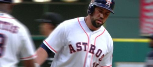 Carlos Beltran had two RBIs in the Houston Astros' 8-6 win over the Mariners on Saturday. [Image via MLB/YouTube]