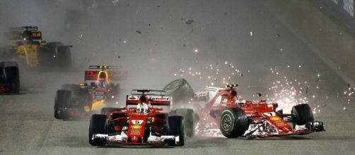 Hamilton wins in Singapore after Vettel crashes out | Daily Mail ... - dailymail.co.uk