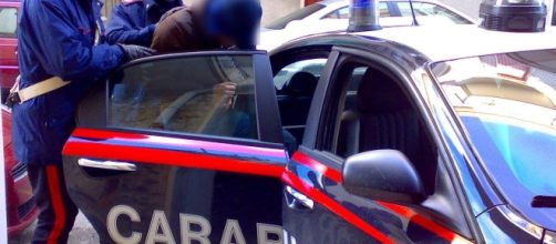 Il giovane è stato arrestato dai Carabinieri del Norm di Ozieri.