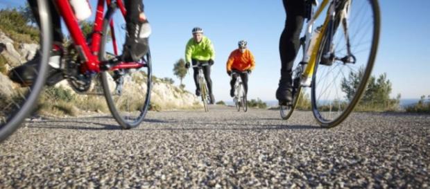 Acheter des chaussures de cyclisme : lesquelles conviennent le mieux ? - decathlon.be Acheter des chaussures de cyclisme : lesquelles conviennent le mieux ? - decathlon.be