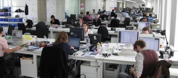Escritório estilo "open space" - Crédito da foto: Phillie Casablanca via VisualHunt / CC BY Escritório estilo "open space" - Crédito da foto: Phillie Casablanca via VisualHunt / CC BY