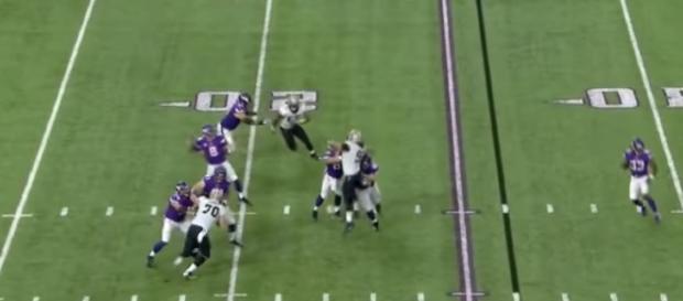 Sam Bradford injury update: Minnesota Vikings QB could miss Week 2 game - youtube screen cature / FOX Sports Sam Bradford injury update: Minnesota Vikings QB could miss Week 2 game - youtube screen cature / FOX Sports