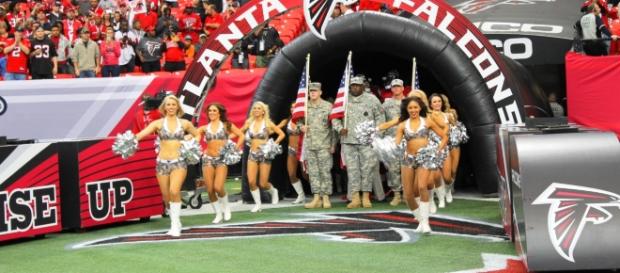 The Falcons will take on the team they defeated in last season's NFC Championship Game, the Packers. Image source: Wikimedia Commons The Falcons will take on the team they defeated in last season's NFC Championship Game, the Packers. Image source: Wikimedia Commons