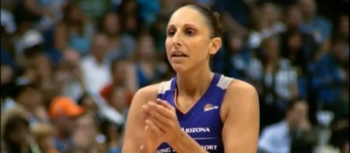 Diana Taurasi and the Phoenix Mercury are in a must-win game against the L.A. Sparks on Sunday. [Image via WNBA/YouTube]