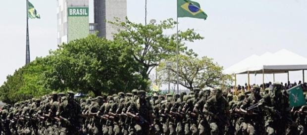 General afima que o exército pode intervir no governo, caso for necessário (Foto internet) General afima que o exército pode intervir no governo, caso for necessário (Foto internet)
