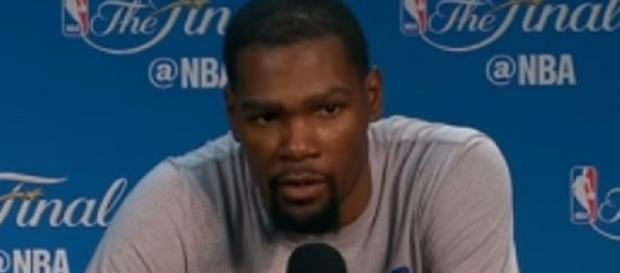 Kevin Durant led the Warriors to the NBA title last after averaging 35.2 points vs Cavs --NBA via YouTube Kevin Durant led the Warriors to the NBA title last after averaging 35.2 points vs Cavs --NBA via YouTube
