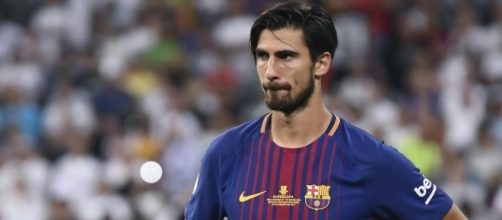 Andre Gomes con la camiseta del Barça - © thesun.co.uk