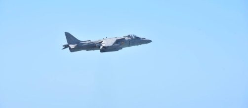 Harrier de la Armada en la exhibición el simbolo del poder aéreo-naval en España.