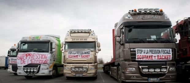 Ecotaxe : les routiers en colère menacent de bloquer la France - lesechos.fr Ecotaxe : les routiers en colère menacent de bloquer la France - lesechos.fr