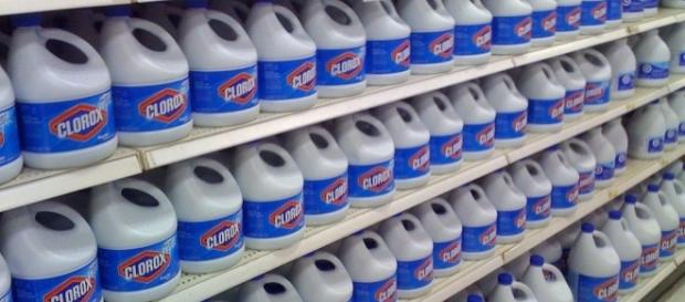 Photo of bleach by FredSharpies via Flickr https://www.flickr.com/photos/ballena/3254165510 Photo of bleach by FredSharpies via Flickr https://www.flickr.com/photos/ballena/3254165510