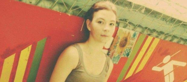 Viktoria Kuznetsova- o tânără mamă din Rusia și-a lăsat copilul singur și a plecat să se distreze o săptămână cu prietenii Viktoria Kuznetsova- o tânără mamă din Rusia și-a lăsat copilul singur și a plecat să se distreze o săptămână cu prietenii