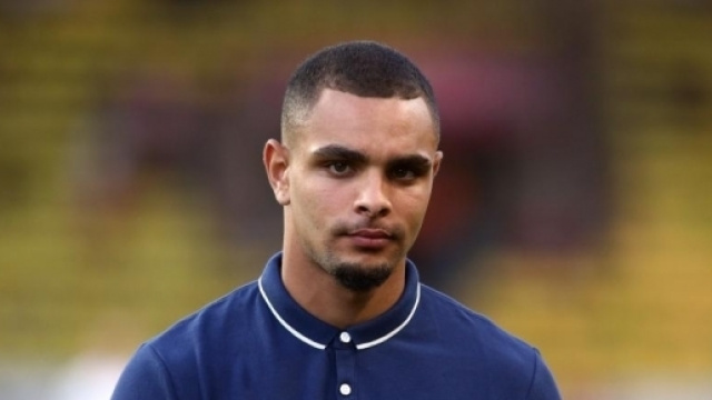 5 personnes ont voulu le faire chanter, mais Layvin Kurzawa a prévenu la police - madeinfoot.com