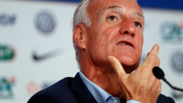 Benzema écarté : l'impossible justification de Deschamps - Libération - liberation.fr