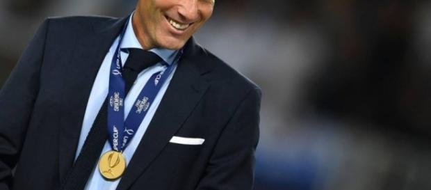 Le PSG n'a peur de rien en approchant Zidane (AFP - JIJI) Le PSG n'a peur de rien en approchant Zidane (AFP - JIJI)