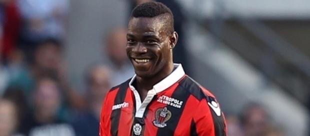 Pour Balotelli, la question ne se pose même pas : c'est Cavani qui doit frapper les penaltys pour le PSG ! - bfmtv.com Pour Balotelli, la question ne se pose même pas : c'est Cavani qui doit frapper les penaltys pour le PSG ! - bfmtv.com
