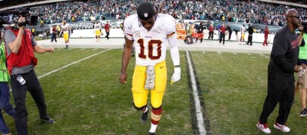 Robert Griffin III blasts former Redskins teammate Santana Moss ... - sportingnews.com Robert Griffin III blasts former Redskins teammate Santana Moss ... - sportingnews.com