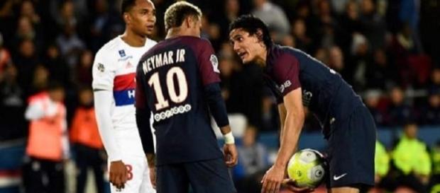 Última hora: ¡Neymar le echa más leña al fuego en su polémica con Cavani! Última hora: ¡Neymar le echa más leña al fuego en su polémica con Cavani!