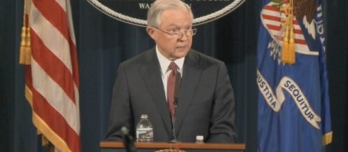 Attorney General Jeff Sessions announces revoking DACA program / [Screenshot - Justice Department - YouTube: https://youtu.be/I3Lhl6Ru84c]