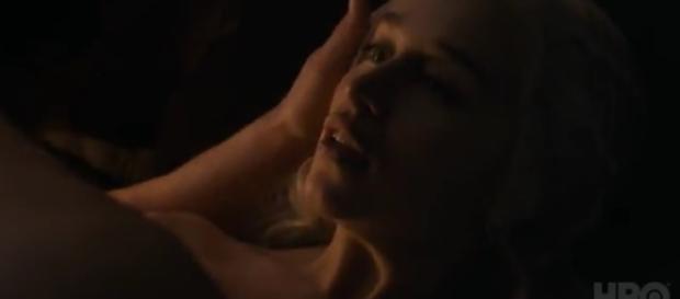 Image courtsey-petyr_b-youtube screenshot Image courtsey-petyr_b-youtube screenshot