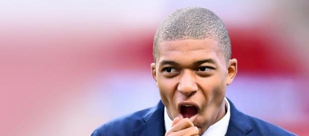 Le transfert de Kylian Mbappé, la saga de l'été ! Le transfert de Kylian Mbappé, la saga de l'été !