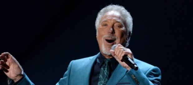 Sir Tom Jones had to postpone his US Tour Sir Tom Jones had to postpone his US Tour