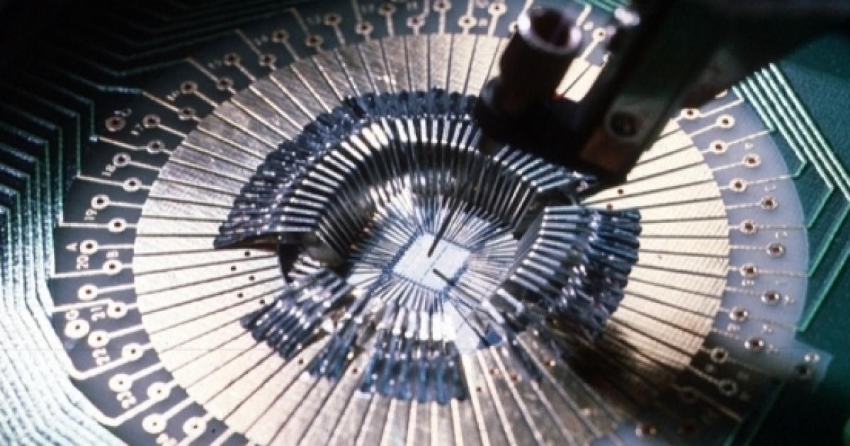 Breakthrough A microchip that can turn light into sound