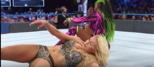 Charlotte Flair and Naomi were part of a Fatal 4Way in the latest 'SmackDown Live' main event match. [Image via WWE/YouTube]