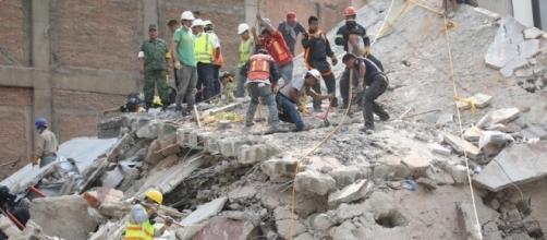 I pray she's already dead': Chaos as Mexico City block collapses ... - hindustantimes.com