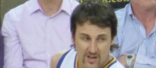 Andrew Bogut in his former team | Image via WIkimedia Commons
