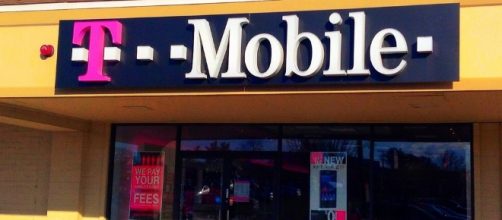 T-Mobile to increase Fair Usage Threshold of cellular data to 50 GB per month / Photo via Mike Mozart, Flickr