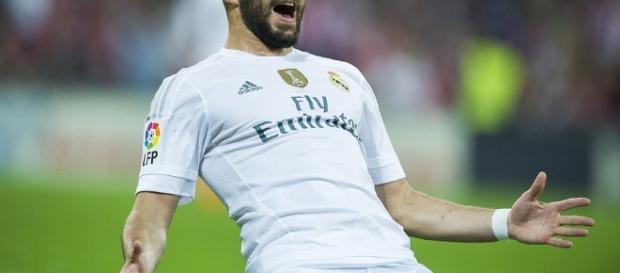 Athletic Bilbao 1-2 Real Madrid: Karim Benzema double sends Rafa ... - dailymail.co.uk Athletic Bilbao 1-2 Real Madrid: Karim Benzema double sends Rafa ... - dailymail.co.uk