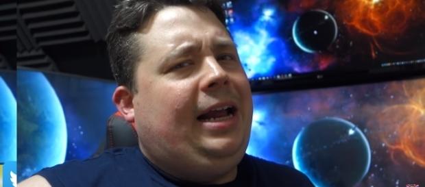 Jerry Berg | credit, Barnacules Nerdgasm, YouTube screenshot Jerry Berg | credit, Barnacules Nerdgasm, YouTube screenshot