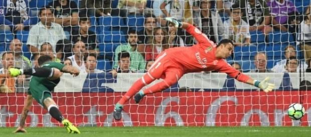 Sanabria enmudeció al Bernabéu en el 94' Sanabria enmudeció al Bernabéu en el 94'