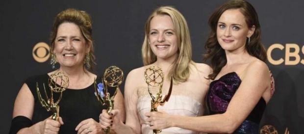 Veep' and 'The Handmaid's Tale' win top Emmy Award prizes - SFGate - sfgate.com Veep' and 'The Handmaid's Tale' win top Emmy Award prizes - SFGate - sfgate.com